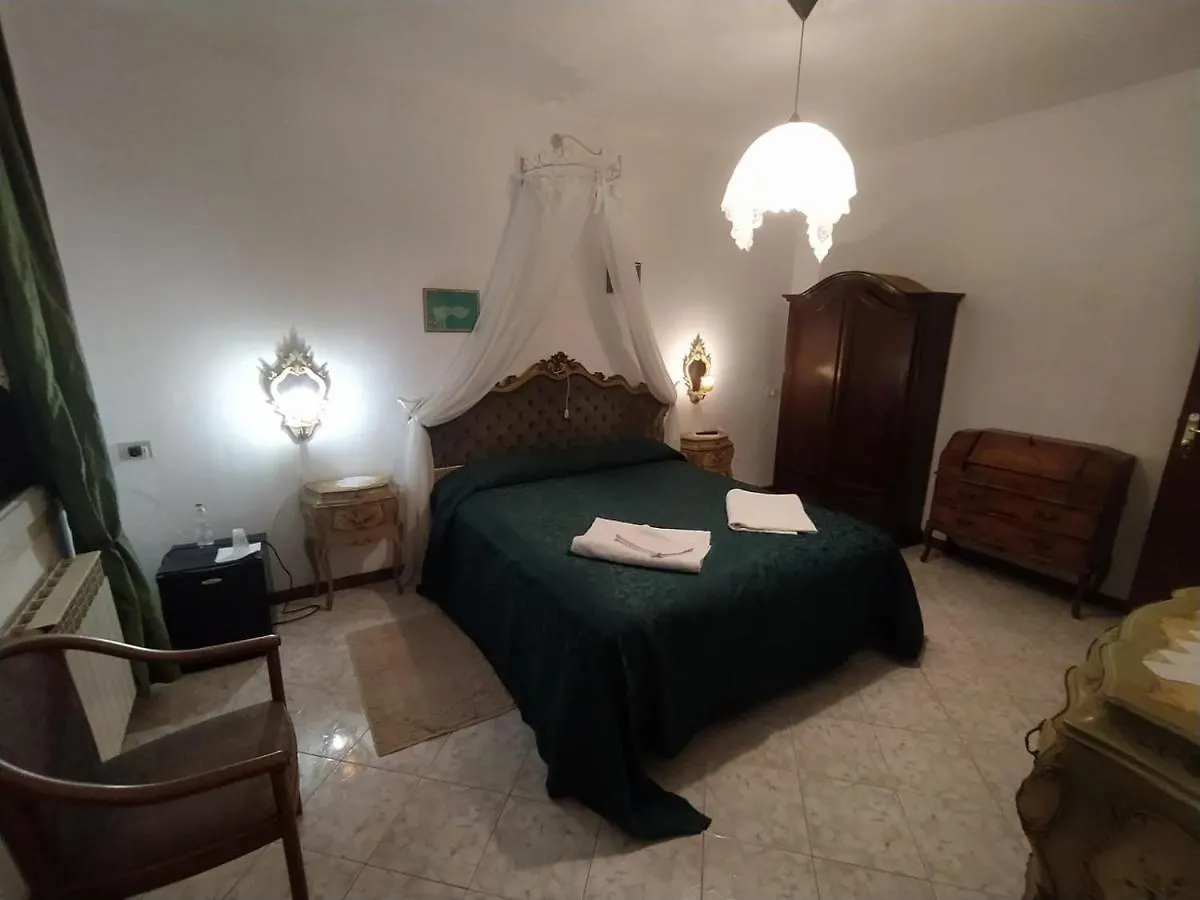 *** Nocleg ze śniadaniem Bed and Breakfast Ca Isabella Wenecja Włochy